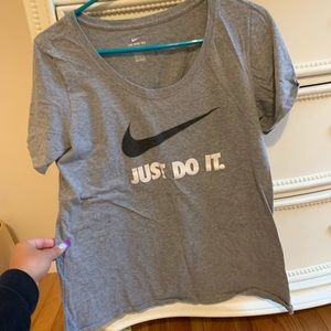 nike tee shirt